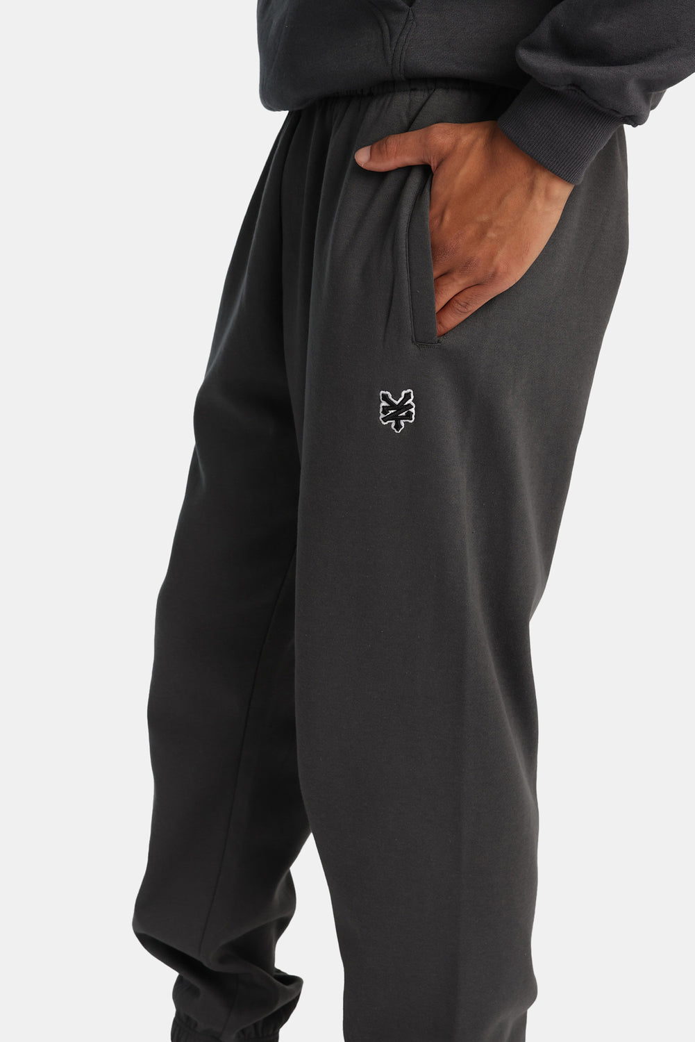 Zoo York Embroidered Logo Sweatpants Zoo York Embroidered Logo Sweatpants