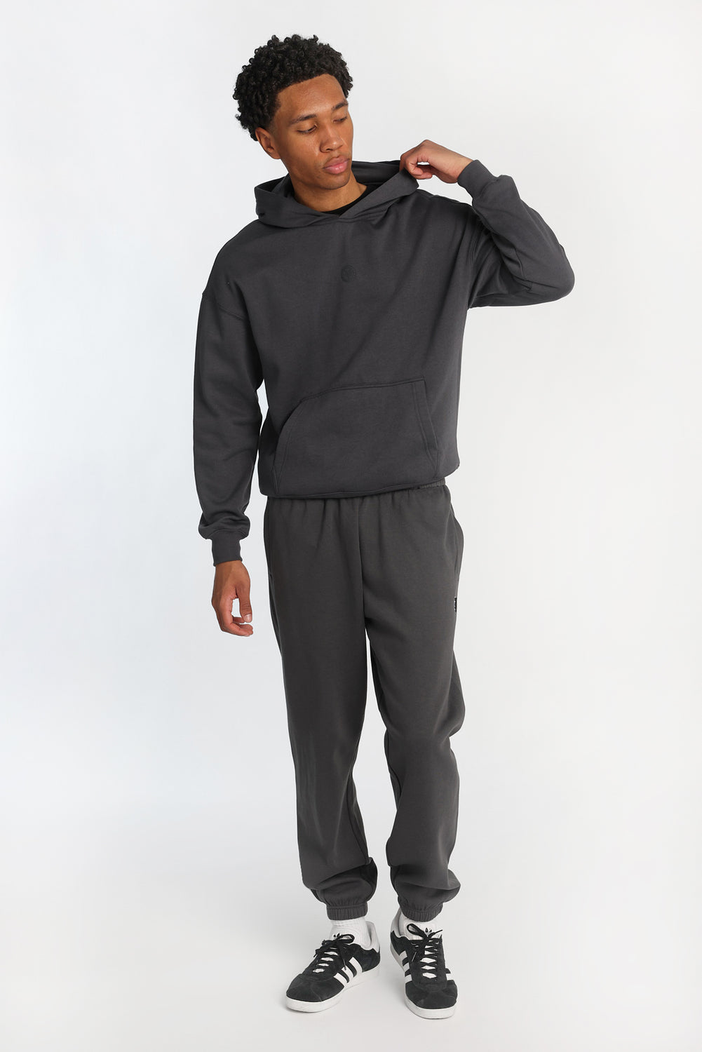 Zoo York Embroidered Logo Sweatpants Zoo York Embroidered Logo Sweatpants