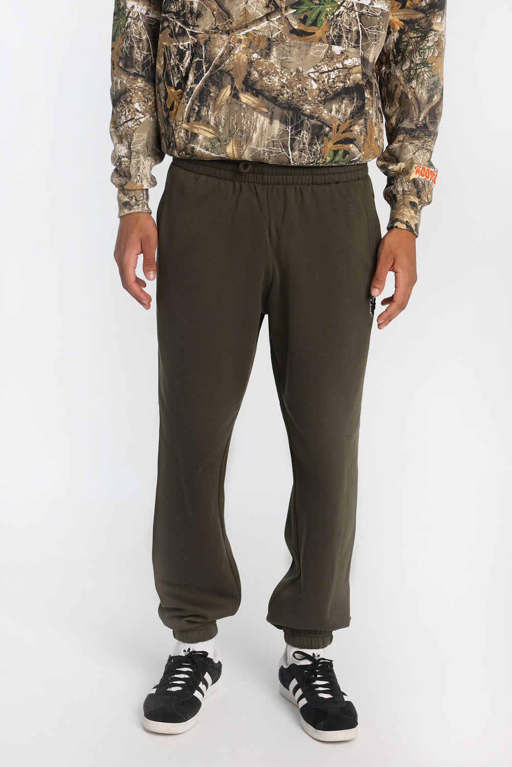 Zoo York Embroidered Logo Sweatpants Zoo York Embroidered Logo Sweatpants