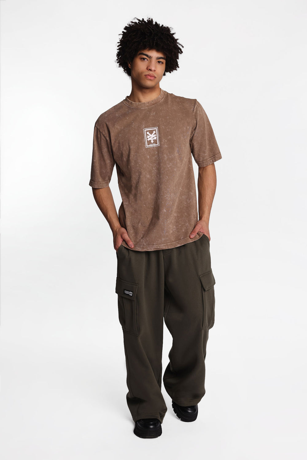 Zoo York Super Baggy Straight Leg Cargo Sweatpants Zoo York Super Baggy Straight Leg Cargo Sweatpants
