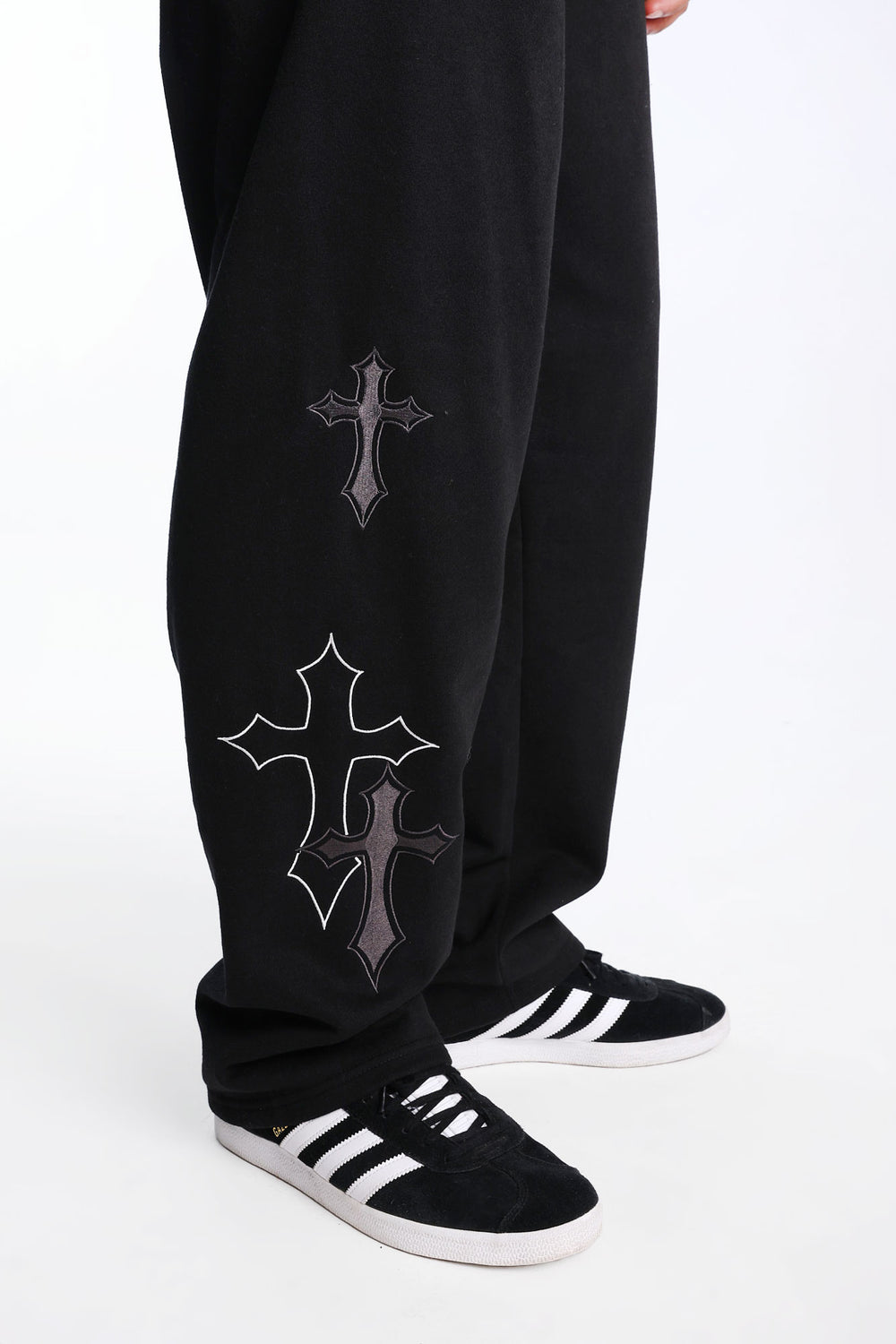 Arsenic Crosses Straight Leg Sweatpants Arsenic Crosses Straight Leg Sweatpants