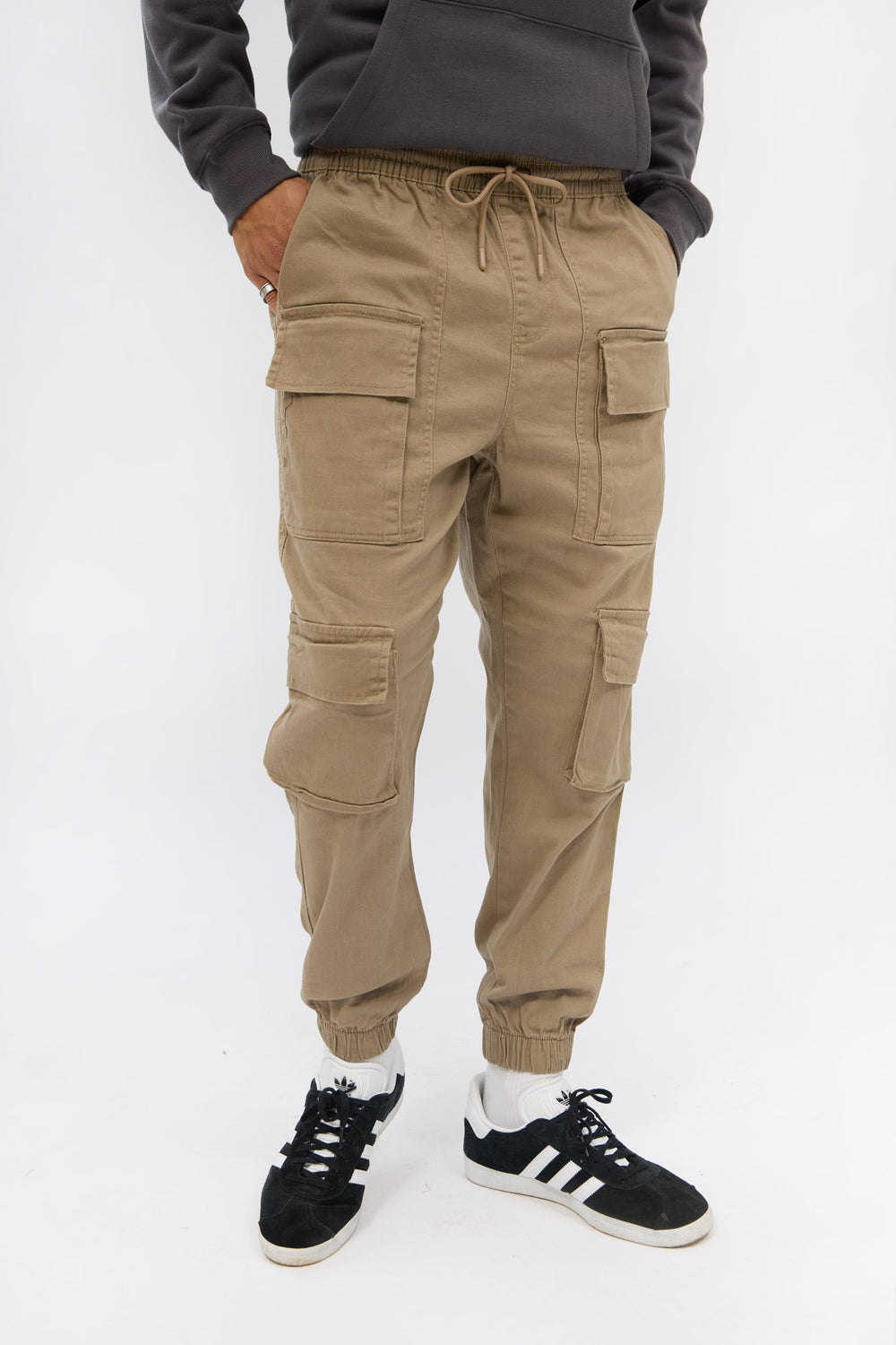 Jogger cargo coupe ample Arsenic homme Jogger cargo coupe ample Arsenic homme