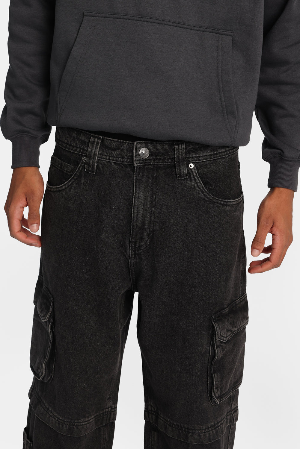 Jean cargo à jambe faux convertible Jean cargo à jambe faux convertible