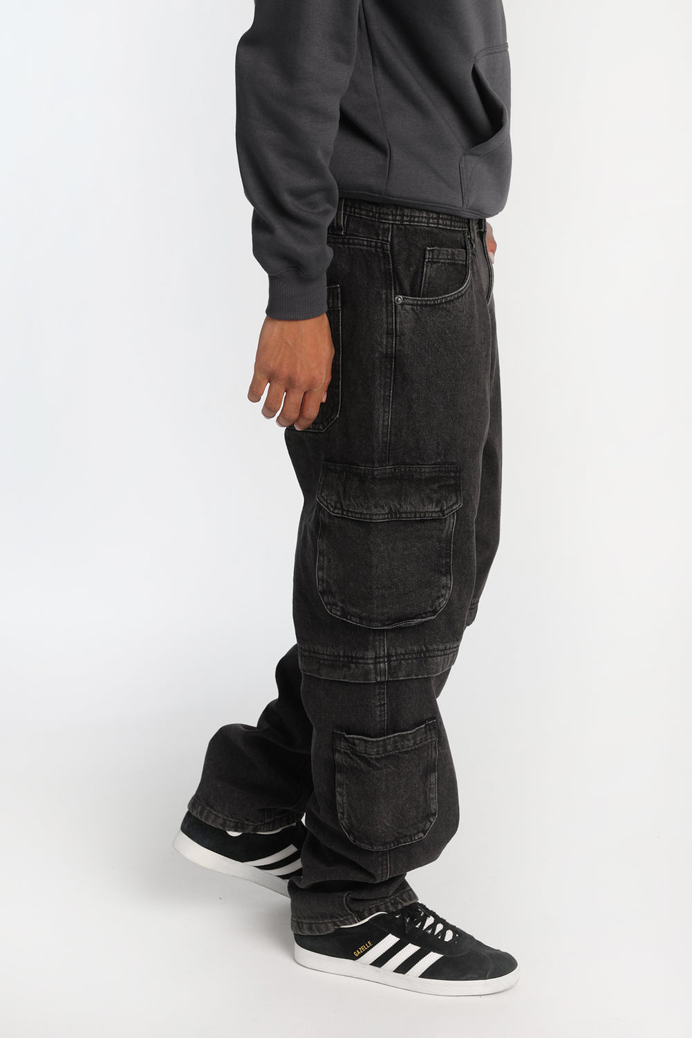 Jean cargo à jambe faux convertible Jean cargo à jambe faux convertible