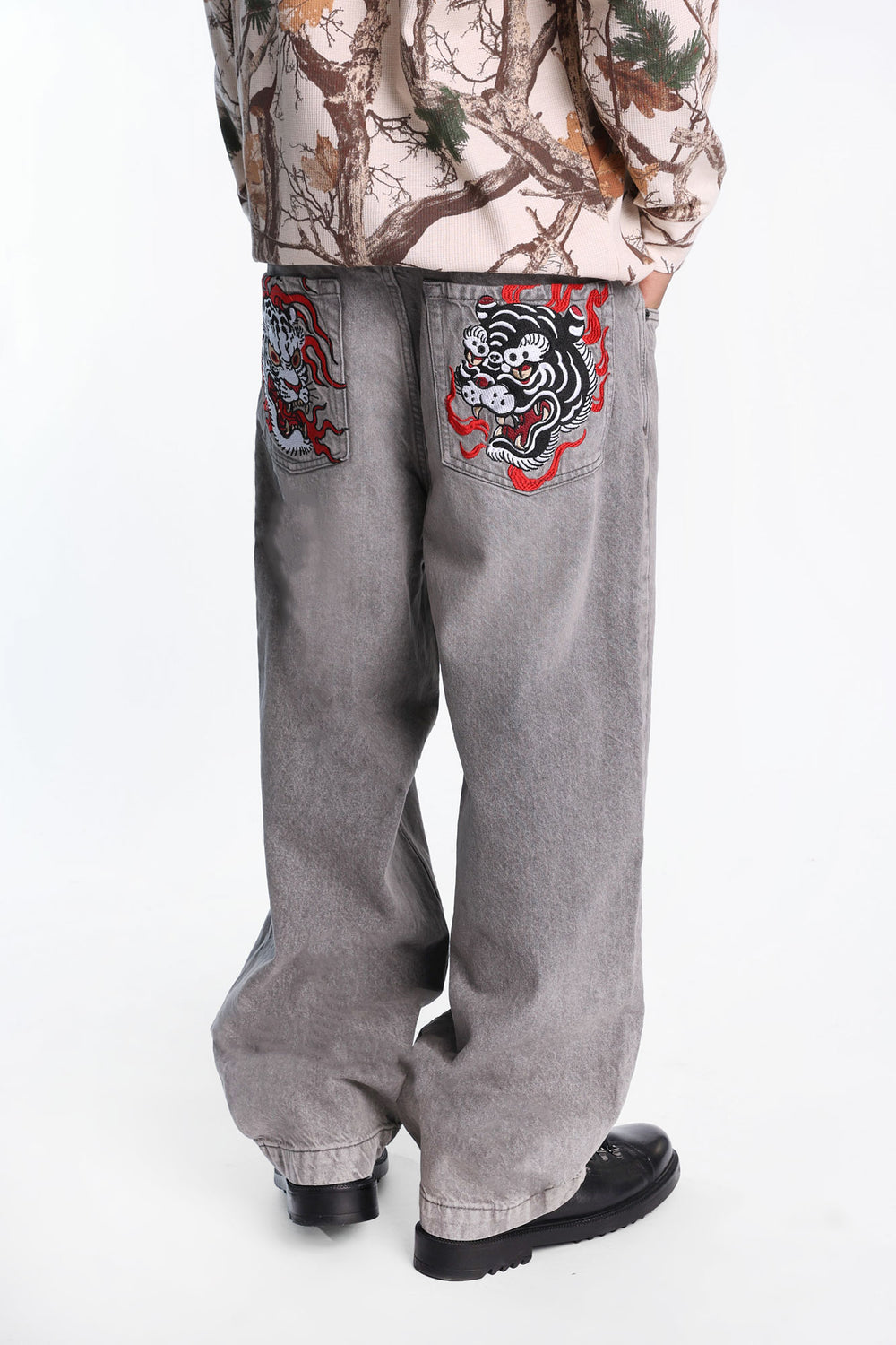 Baggy Skater Embroidered Jeans Baggy Skater Embroidered Jeans