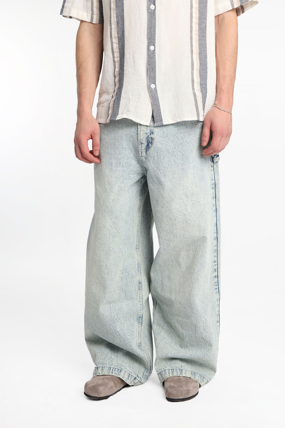 Ultra-Baggy Jeans Ultra-Baggy Jeans