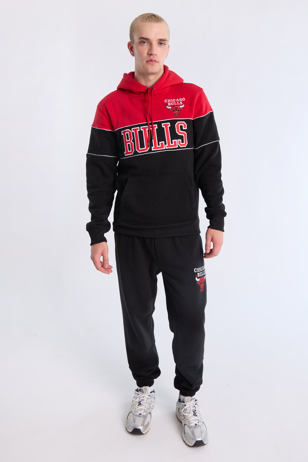 Mens Chicago Bulls Colour Block Hoodie Mens Chicago Bulls Colour Block Hoodie