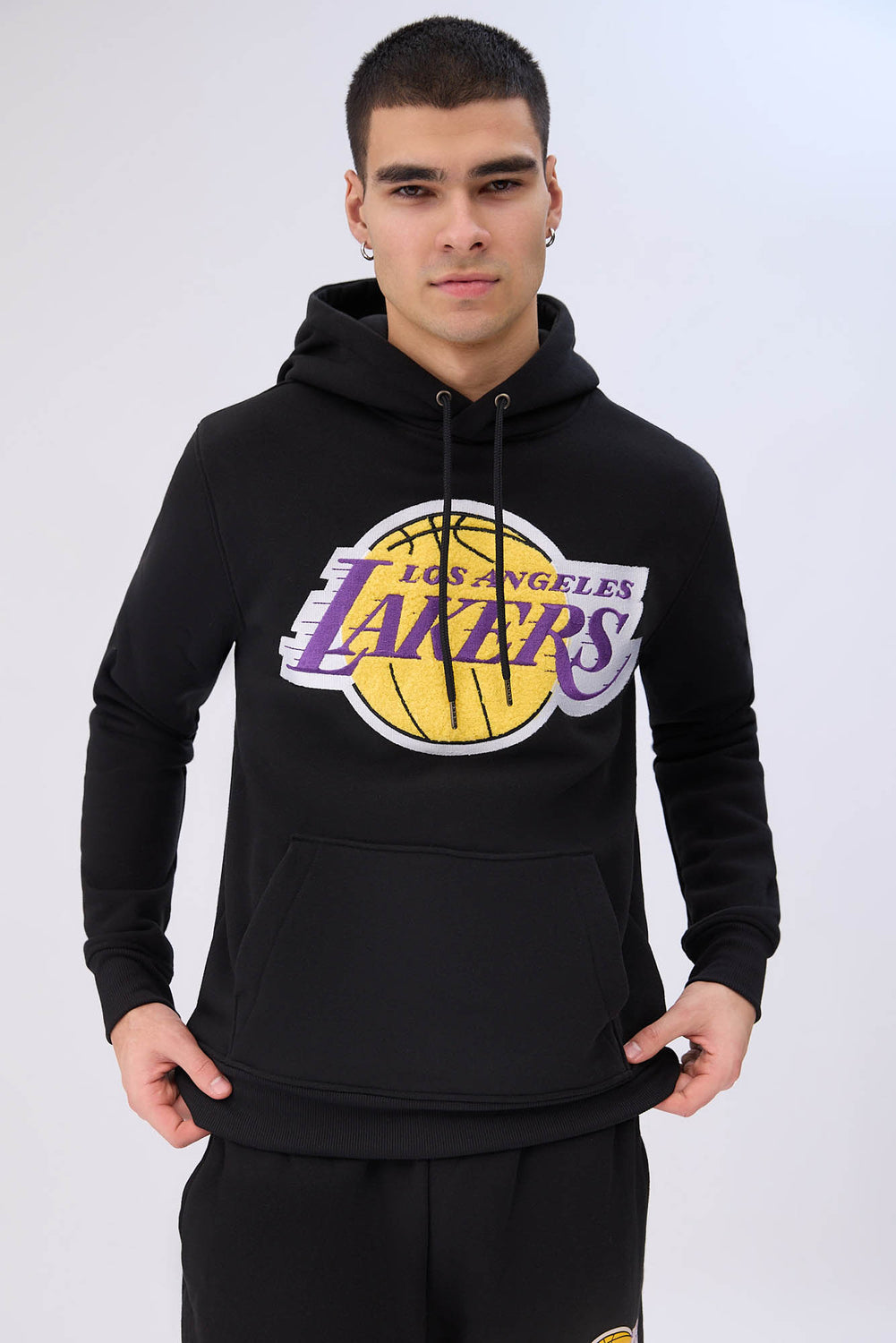 Haut à capuchon logo chenille Los Angeles Lakers homme Haut à capuchon logo chenille Los Angeles Lakers homme