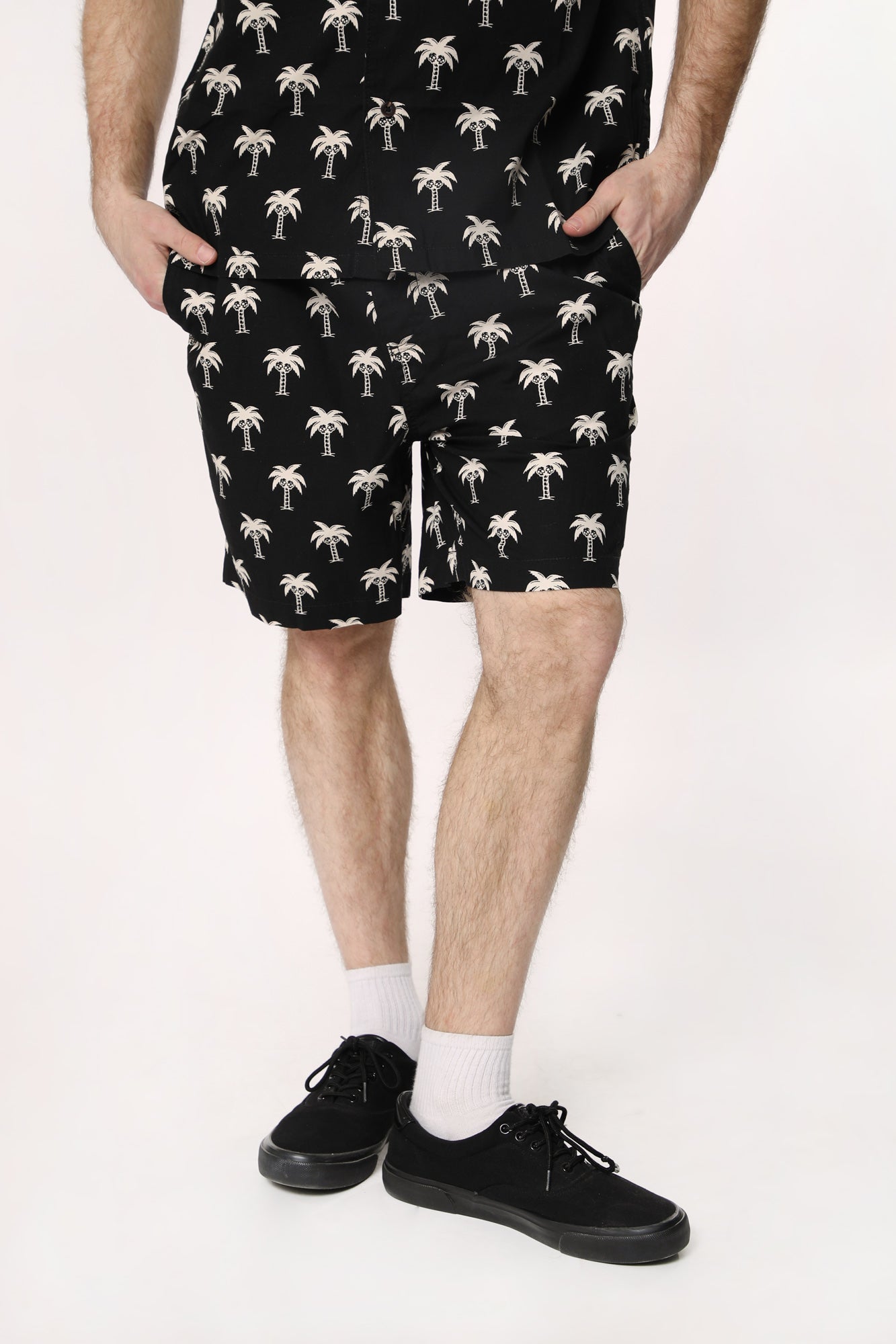 Arsenic Mens Skull Palm Poplin Jogger Shorts - Black /