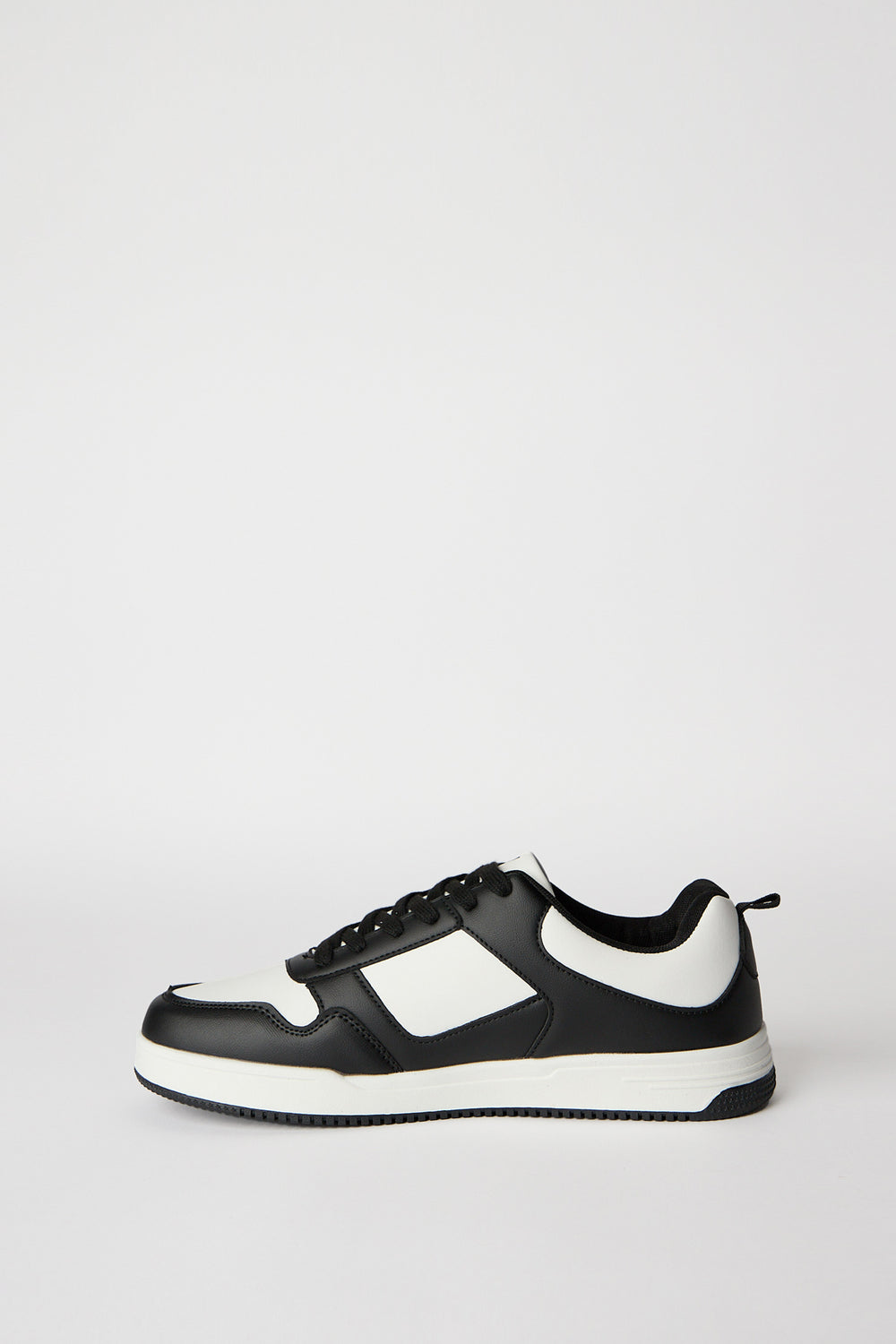 Arsenic Basic Low Shoes Arsenic Basic Low Shoes