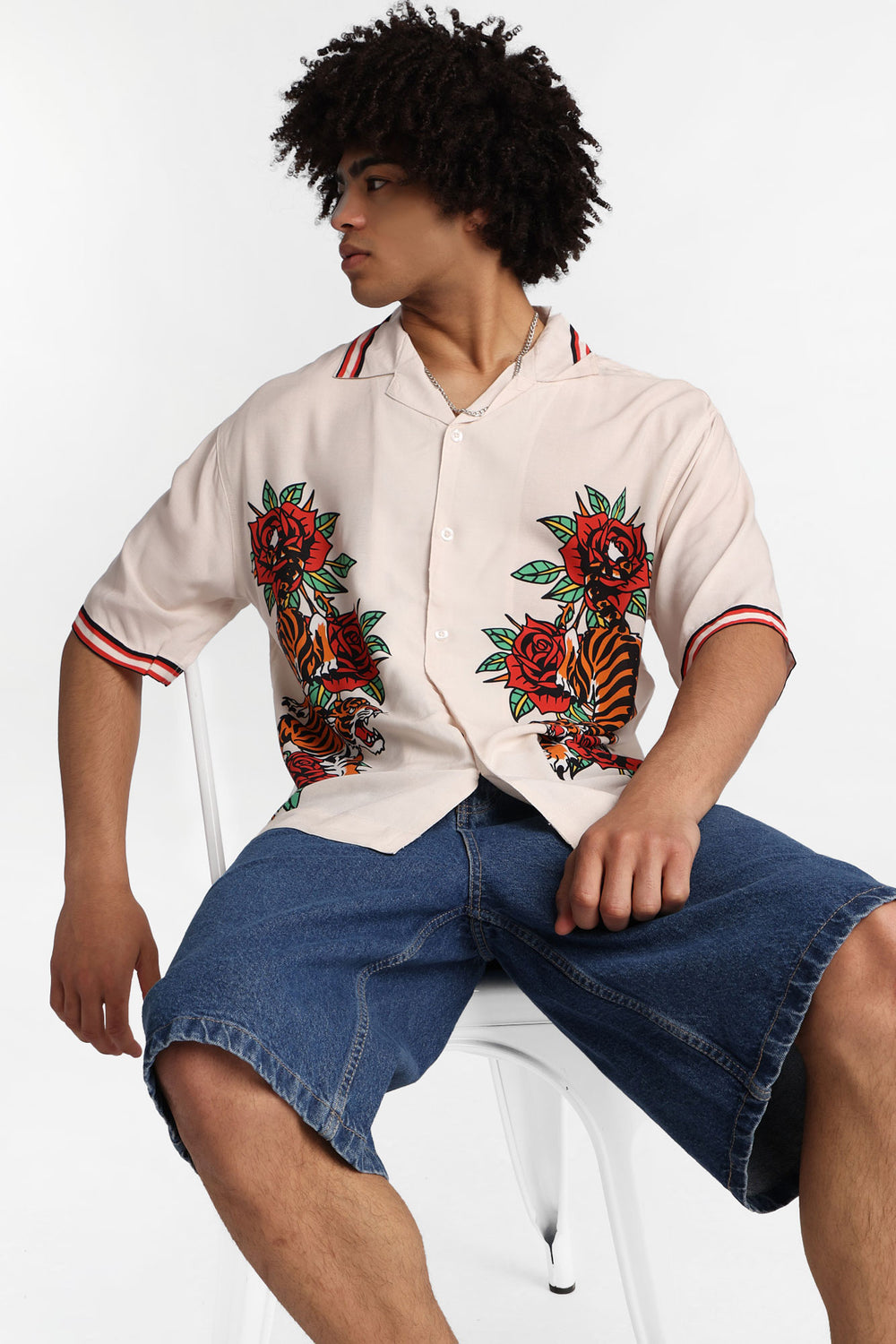 Chemise boutonnée à imprimé tigre et roses Arsenic Chemise boutonnée à imprimé tigre et roses Arsenic