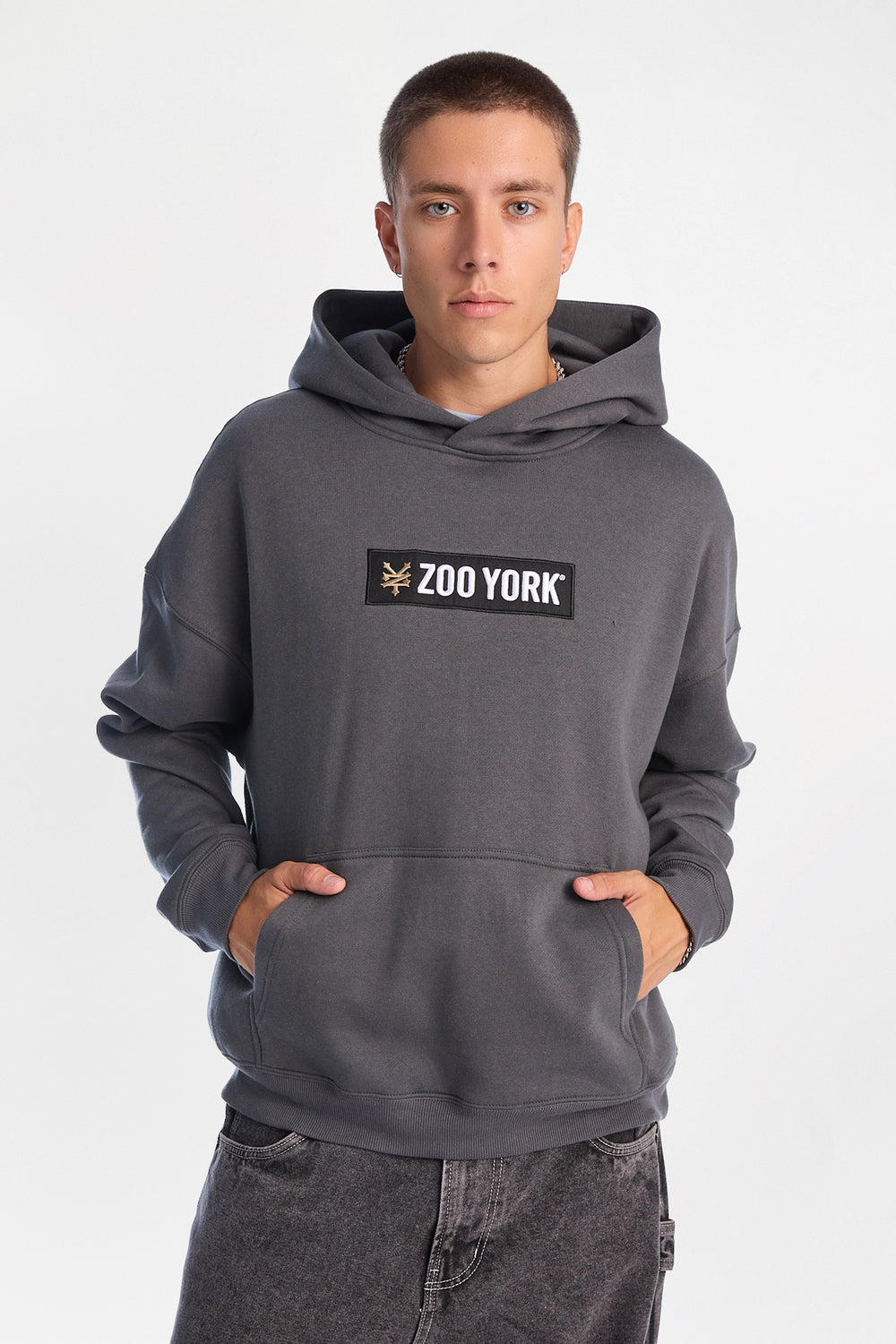 Haut à capuchon à logo boîte Zoo York Haut à capuchon à logo boîte Zoo York