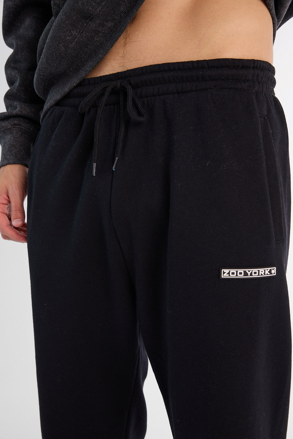 Pantalon en molleton à jambe ample Zoo York Pantalon en molleton à jambe ample Zoo York
