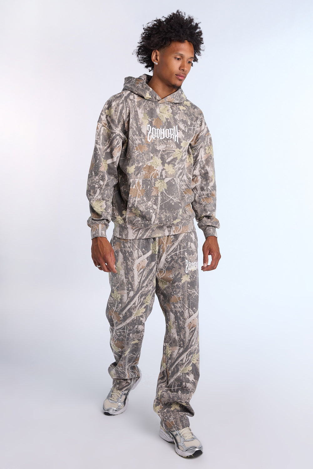 Zoo York Mens Tree Camo Straight Leg Sweatpant Zoo York Mens Tree Camo Straight Leg Sweatpant