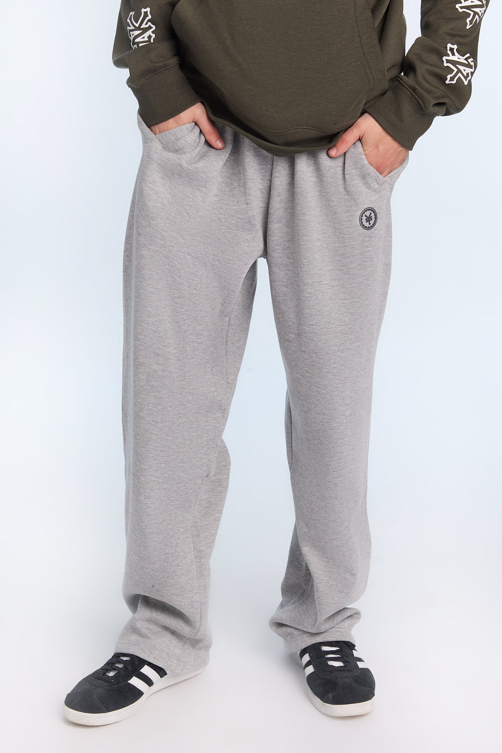 Zoo York Mens Tonal Logo Straight Leg Sweatpant Zoo York Mens Tonal Logo Straight Leg Sweatpant