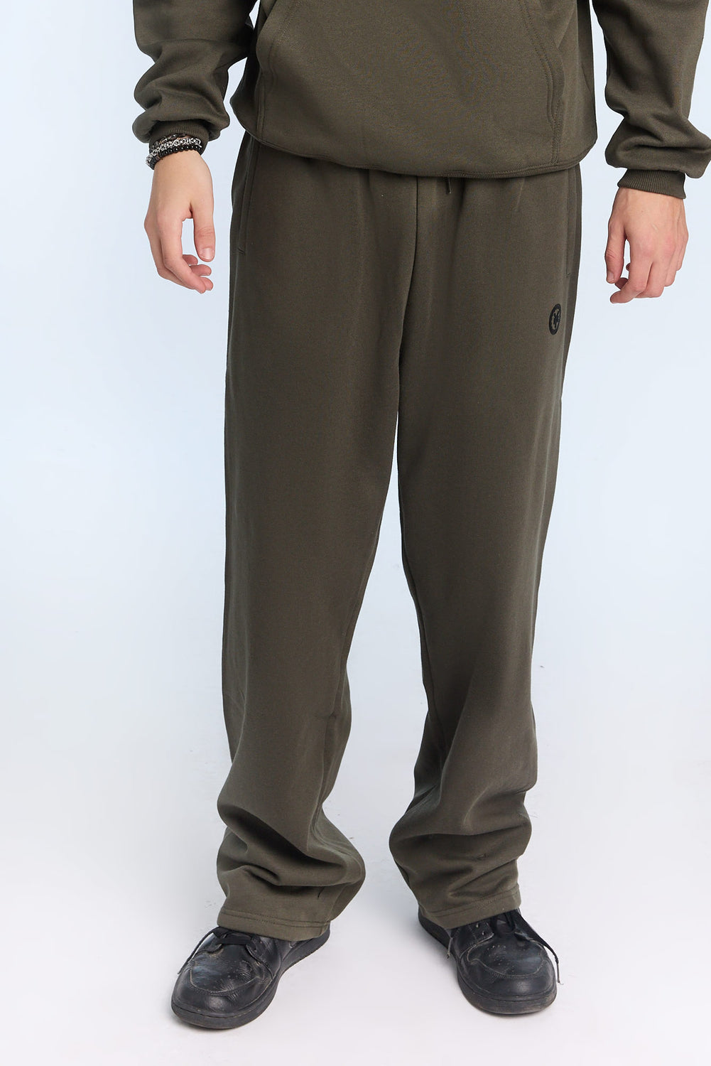 Zoo York Mens Tonal Logo Straight Leg Sweatpant Zoo York Mens Tonal Logo Straight Leg Sweatpant