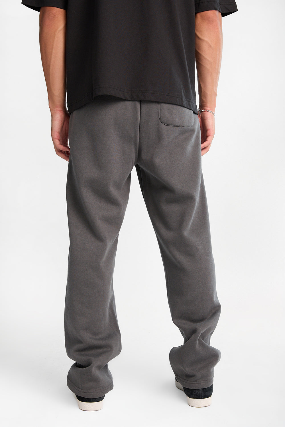 Zoo York Embroidered Baggy Sweatpants Zoo York Embroidered Baggy Sweatpants