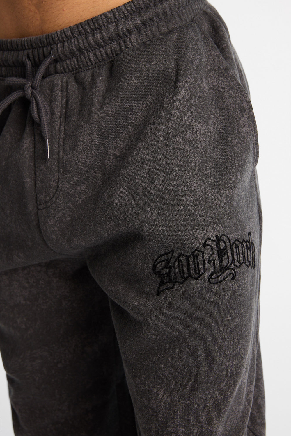 Zoo York Washed Super Baggy Sweatpants Zoo York Washed Super Baggy Sweatpants