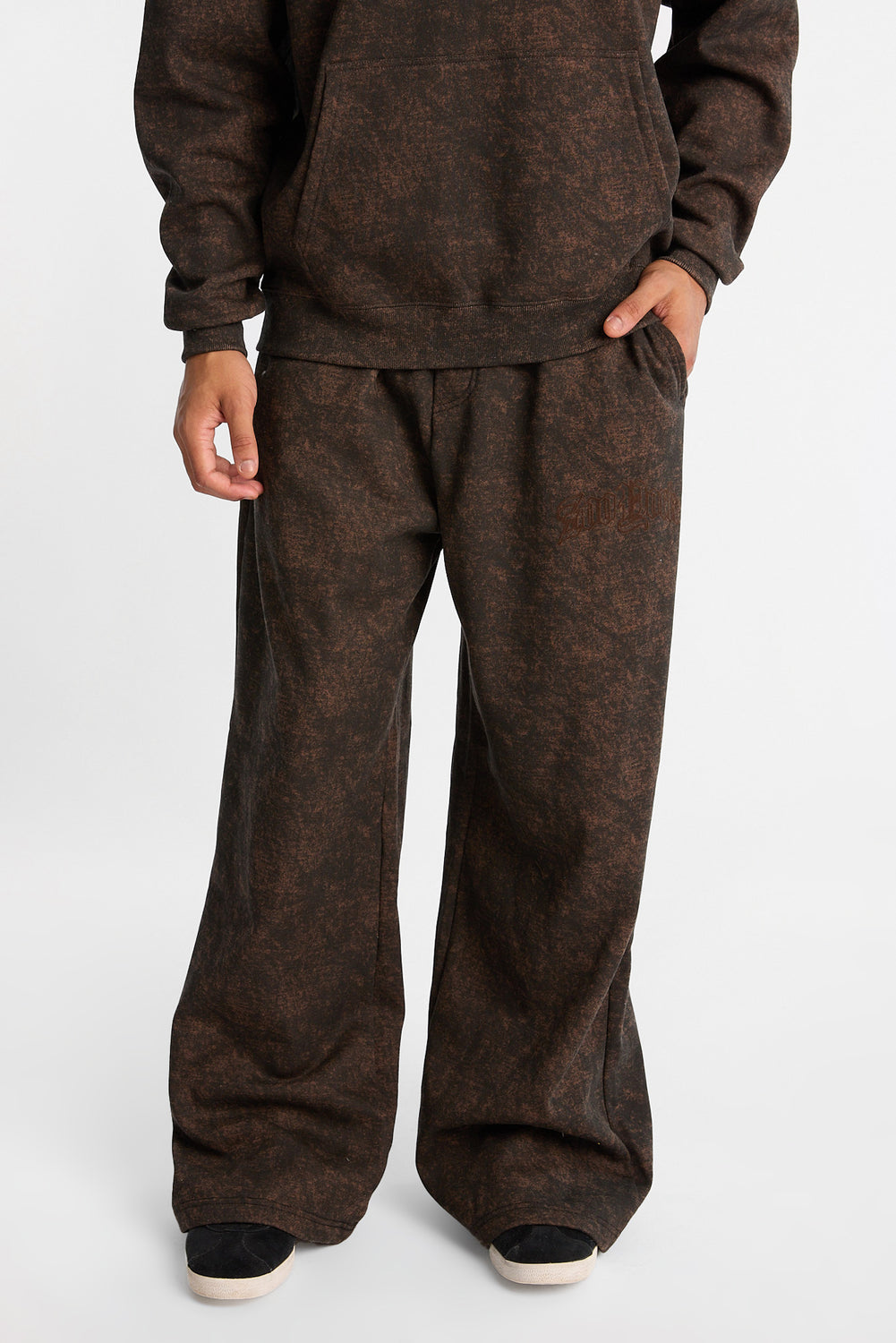 Zoo York Washed Super Baggy Sweatpants Zoo York Washed Super Baggy Sweatpants
