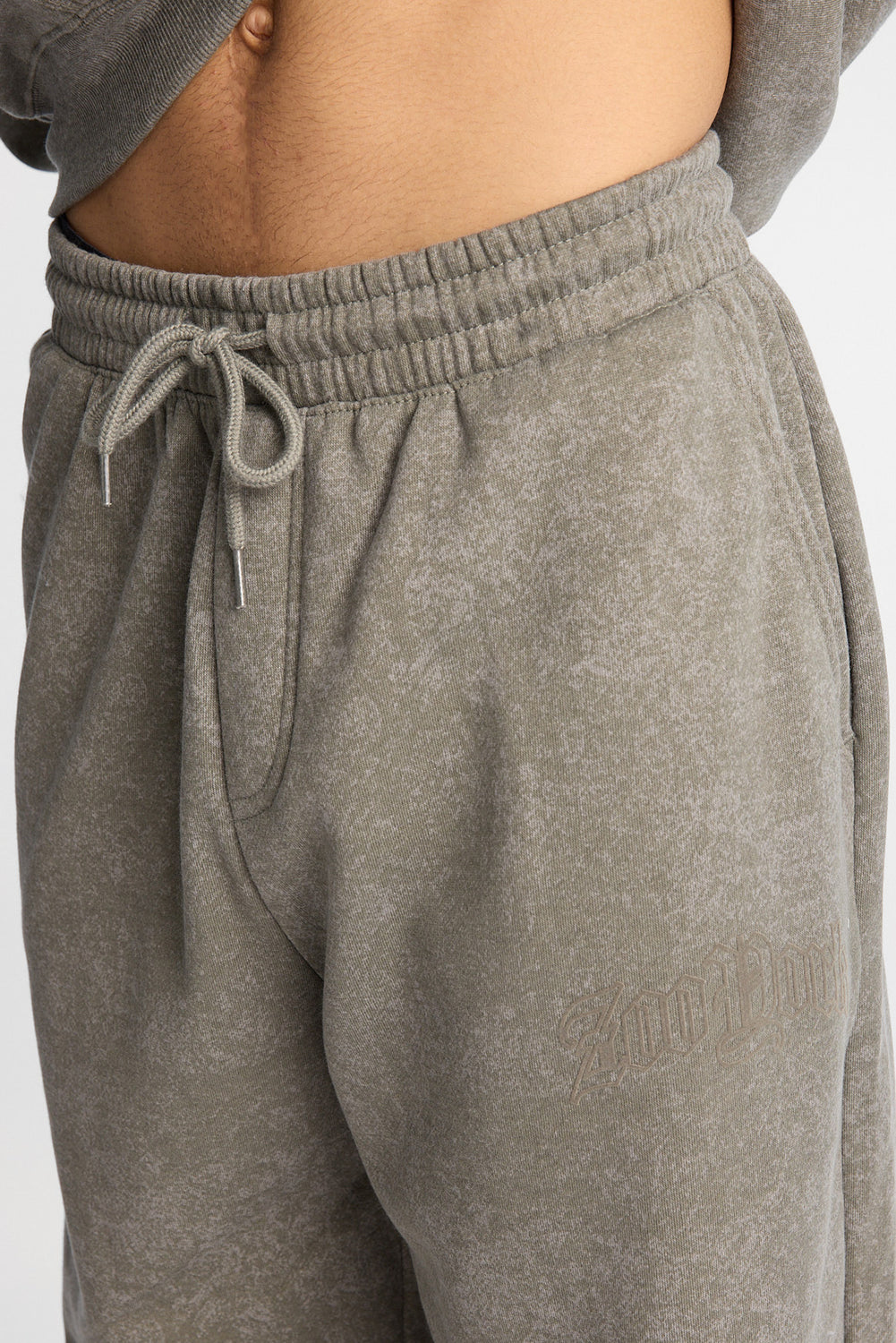 Zoo York Washed Super Baggy Sweatpants Zoo York Washed Super Baggy Sweatpants
