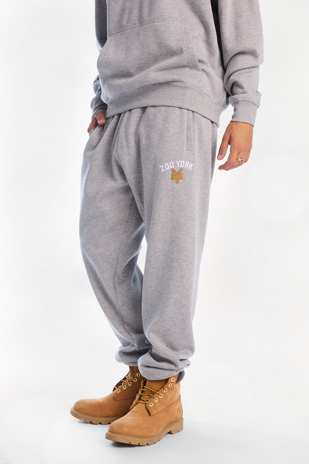 Zoo York Embroidered Baggy Sweatpants Zoo York Embroidered Baggy Sweatpants