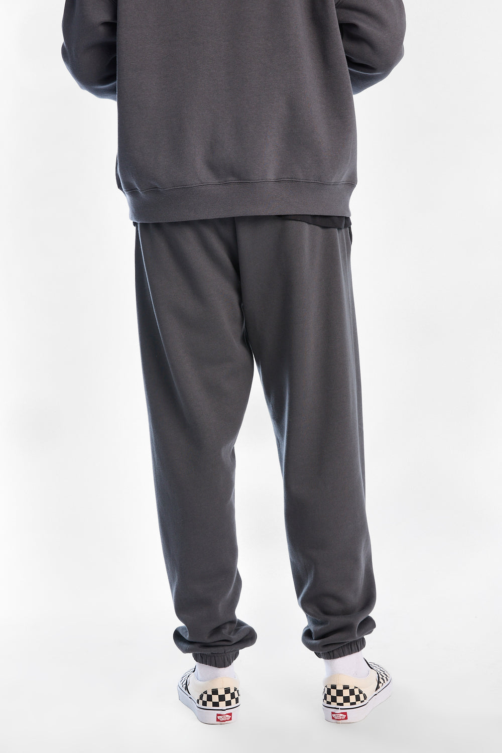 Zoo York Embroidered Baggy Sweatpants Zoo York Embroidered Baggy Sweatpants