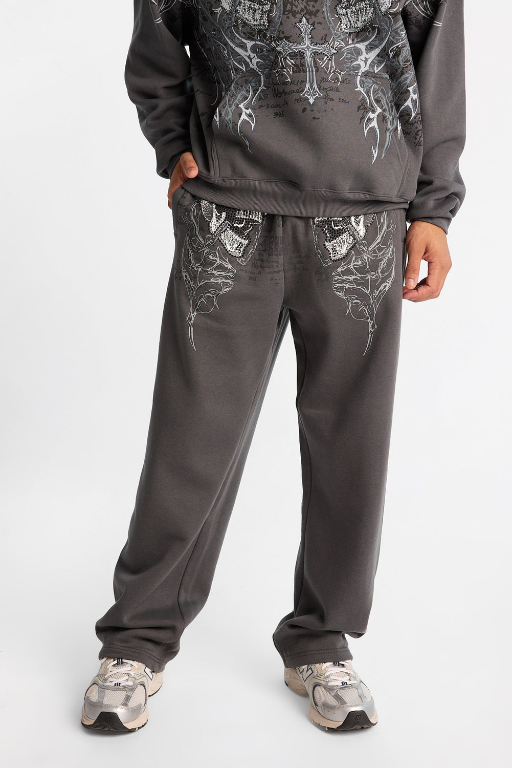 Arsenic Skull Rhinestone Baggy Sweatpants Arsenic Skull Rhinestone Baggy Sweatpants