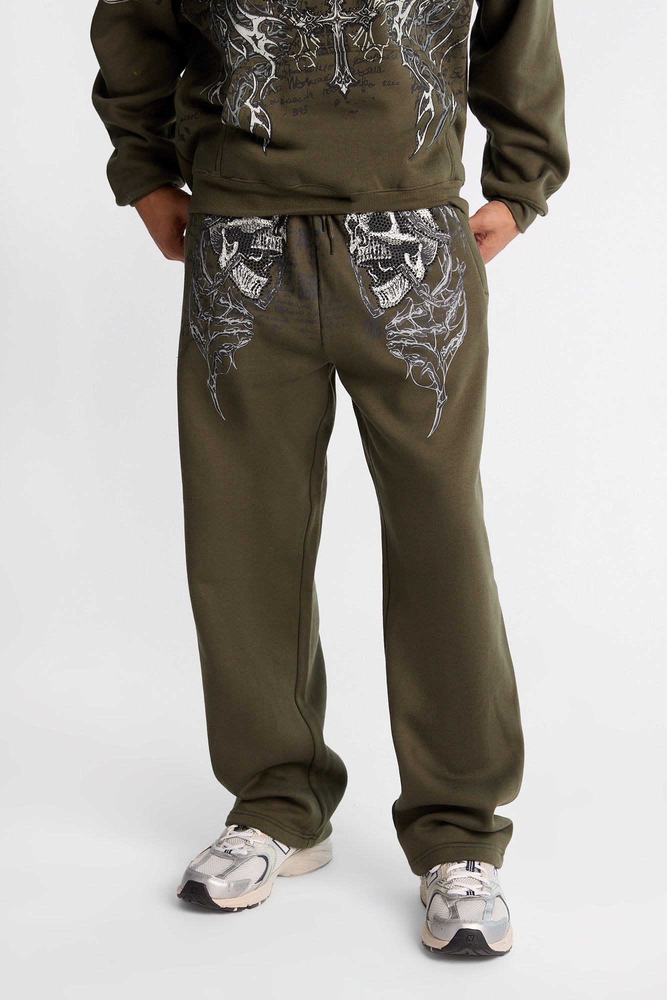 Arsenic Skull Rhinestone Baggy Sweatpants - Dark /