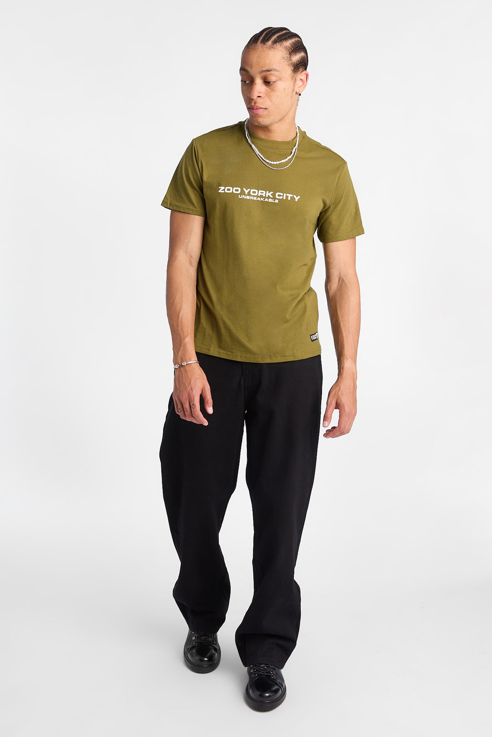 Jean ample noir brodé homme Jean ample noir brodé homme