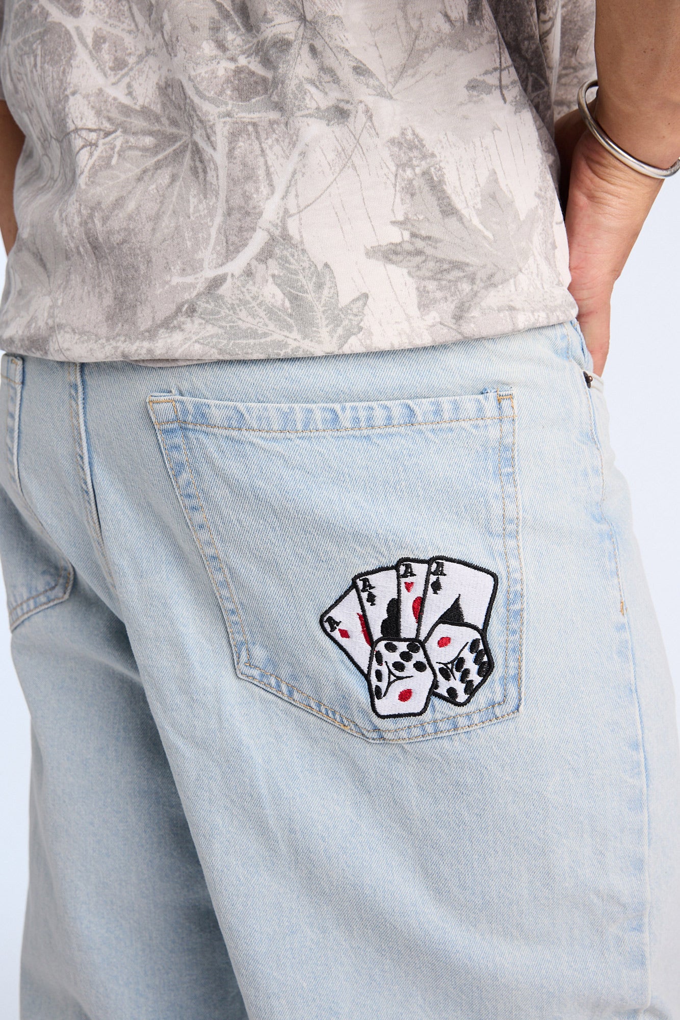 Mens Baggy Light Stonewash Embroidered Jeans - Denim Blue /