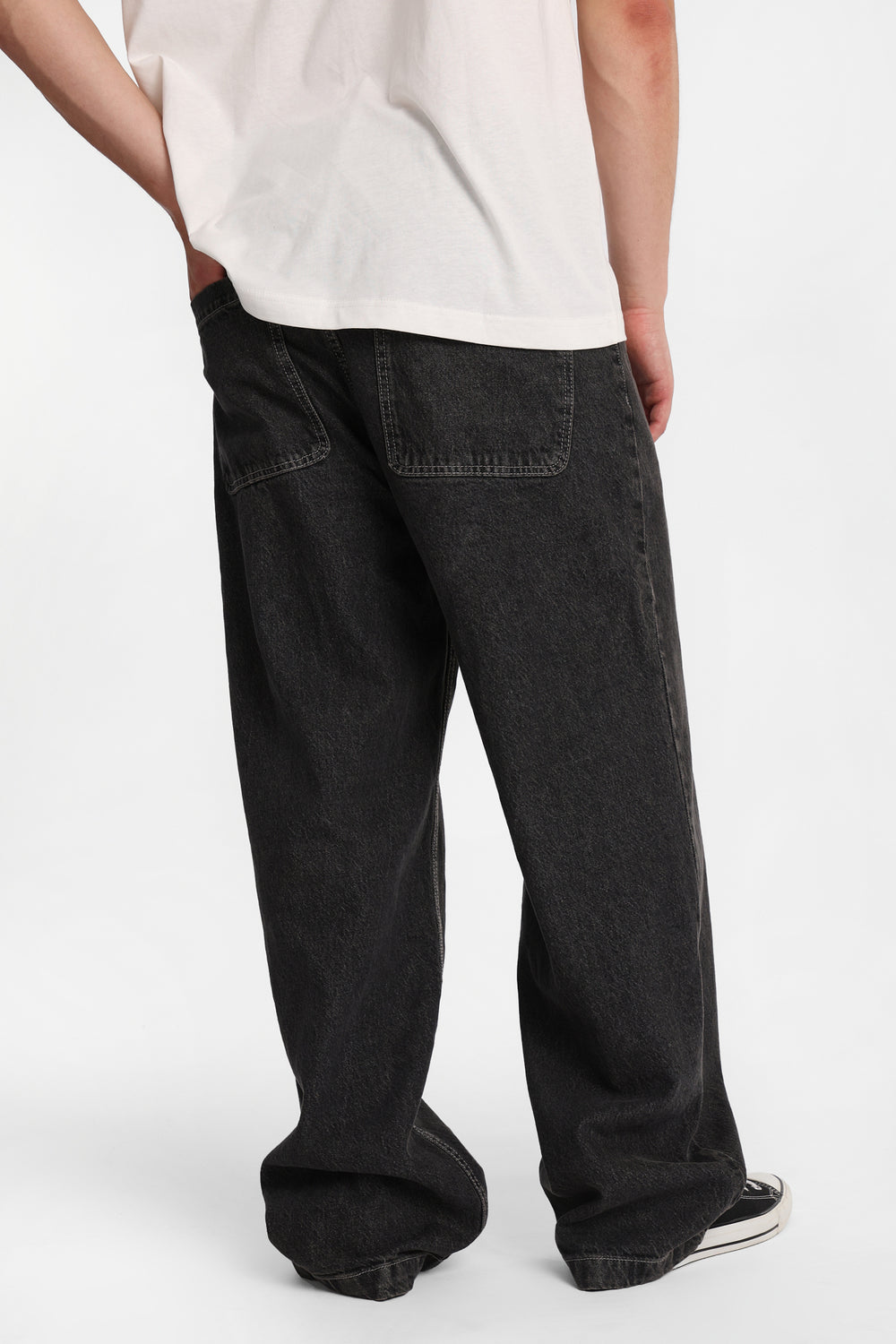 Jean ultra-ample délavé noir Jean ultra-ample délavé noir