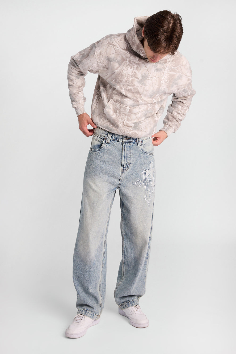 Cross Embroidered Skater Jeans Cross Embroidered Skater Jeans
