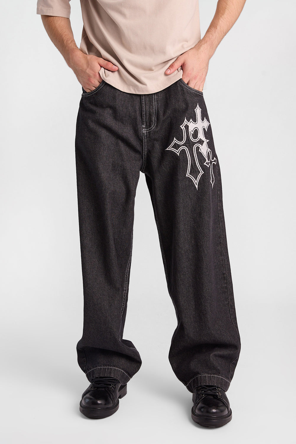 Cross Embroidered Skater Jeans Cross Embroidered Skater Jeans