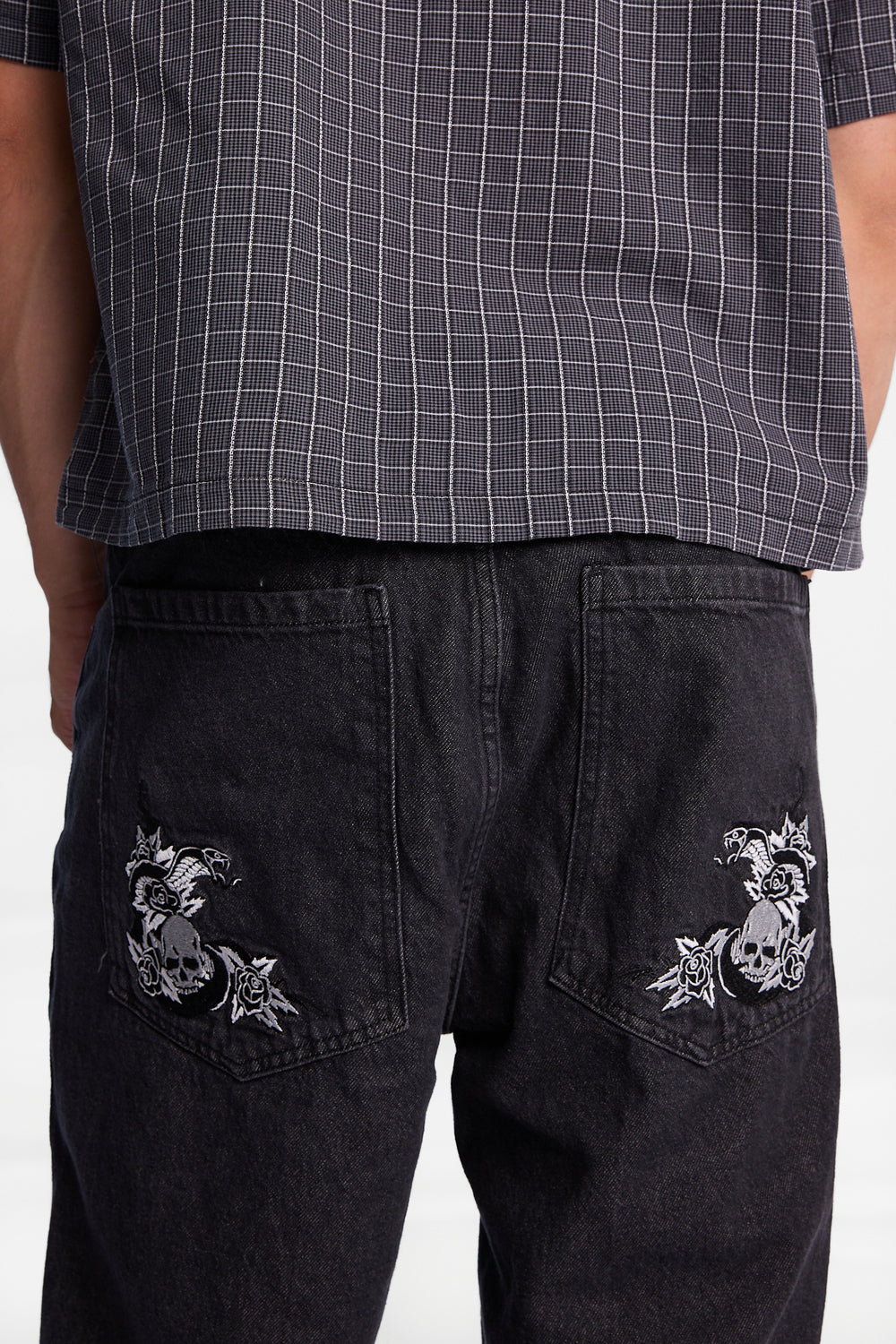 Skull Embroidered Ultra-Baggy Jeans Skull Embroidered Ultra-Baggy Jeans