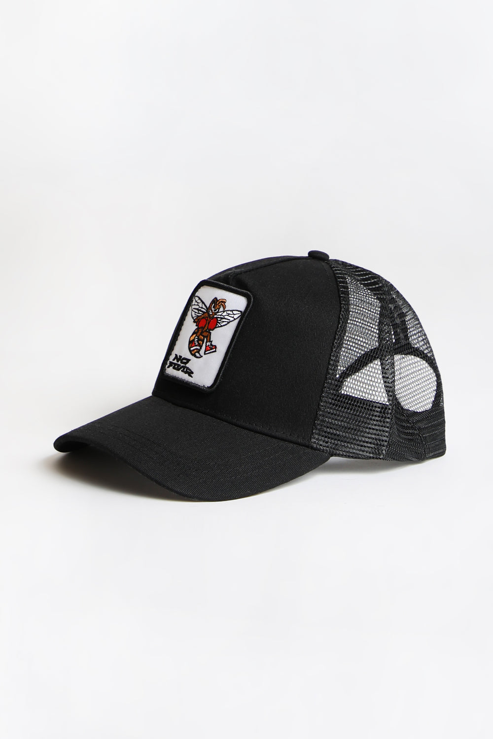 No Fear Mens Boxer Bee Trucker Hat Black