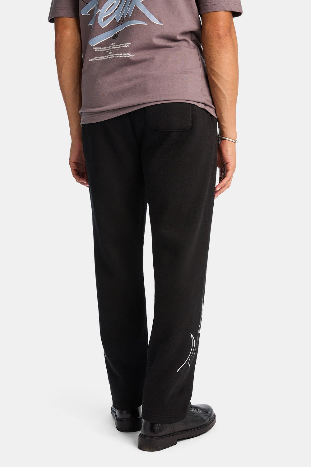 Southpole Rhinestones & Flames Sweatpants Southpole Rhinestones & Flames Sweatpants