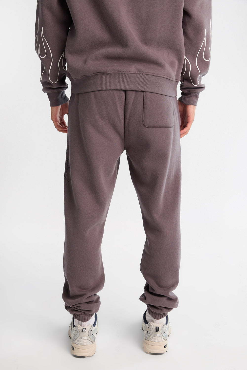 Southpole Saint Graphic Swatpants Southpole Saint Graphic Swatpants