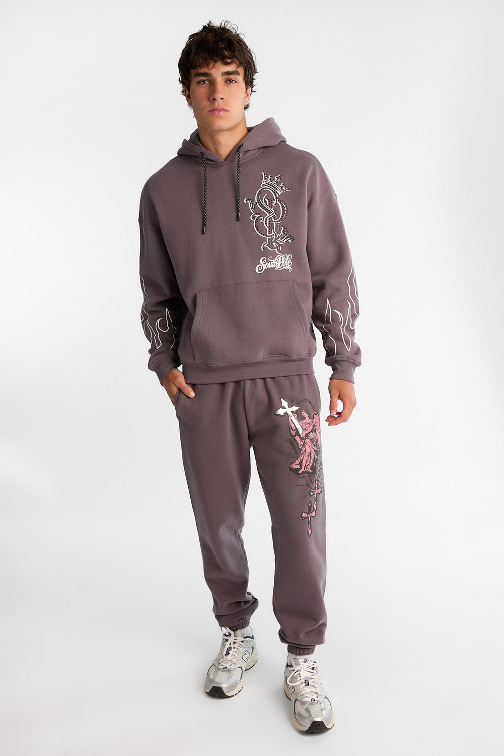 Southpole Saint Graphic Swatpants Southpole Saint Graphic Swatpants