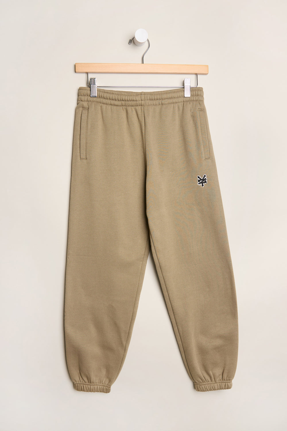 Zoo York Youth Embroidered Logo Sweatpant Zoo York Youth Embroidered Logo Sweatpant