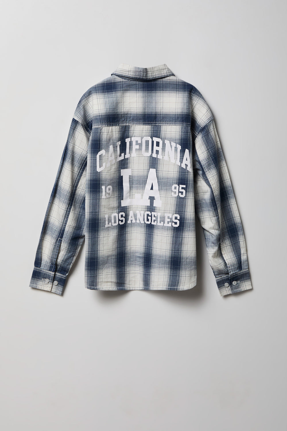 Chemise boutonnée en flanelle à carreaux avec imprimé graphique Chemise boutonnée en flanelle à carreaux avec imprimé graphique