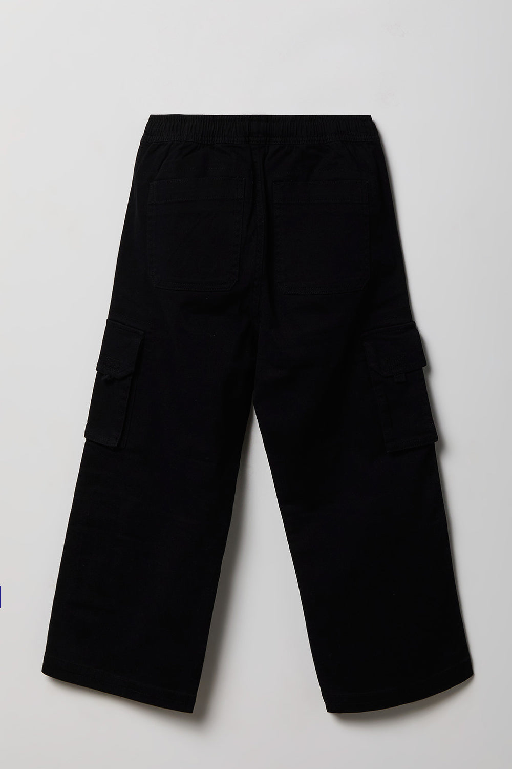 Pantalon cargo en sergé coupe décontractée Pantalon cargo en sergé coupe décontractée