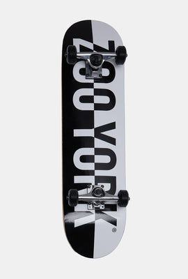 Skateboard imprimé logo noir et blanc Zoo York 8