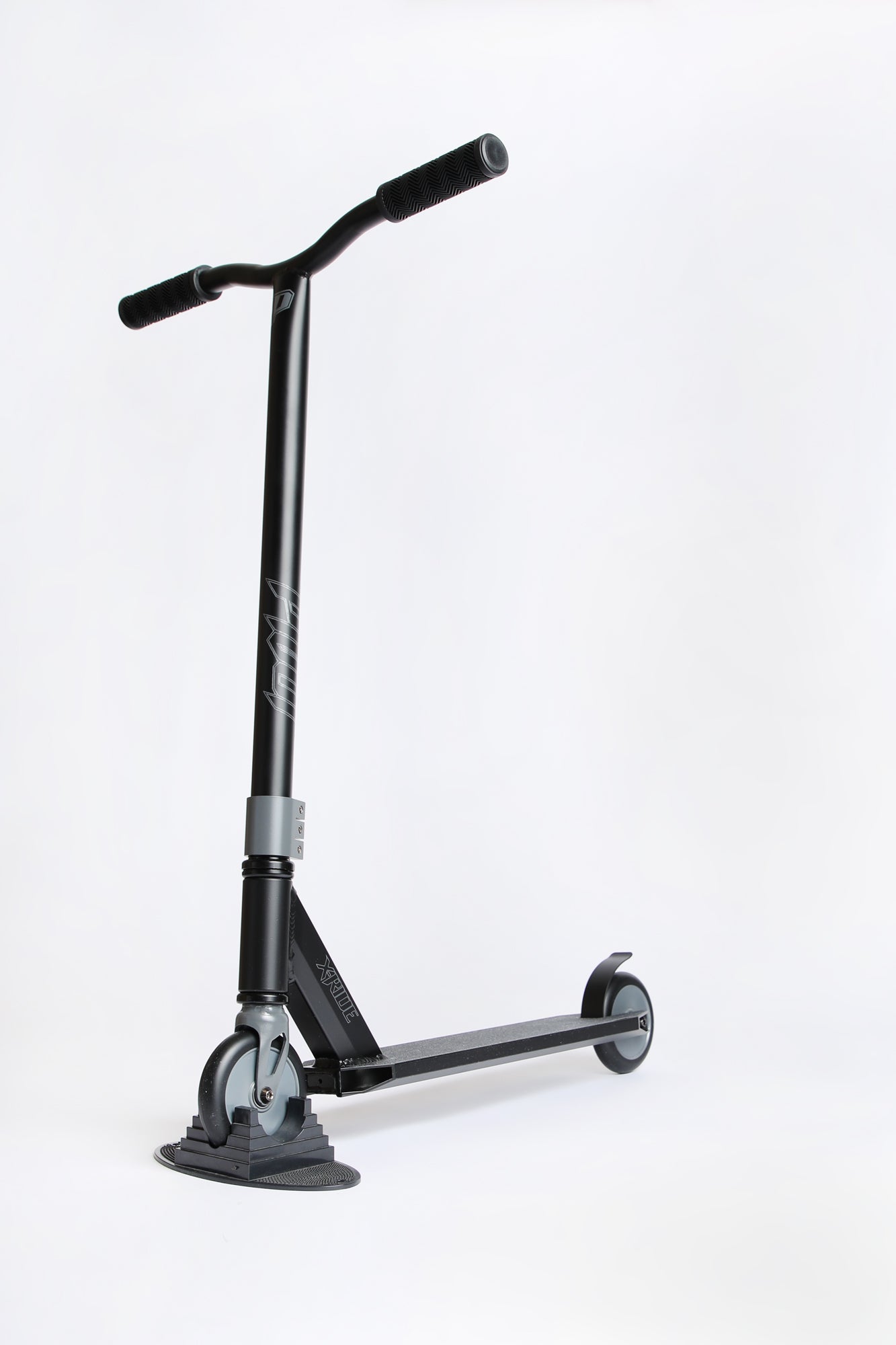 Pivot X-Ride Black and Grey Scooter - Black / One Size
