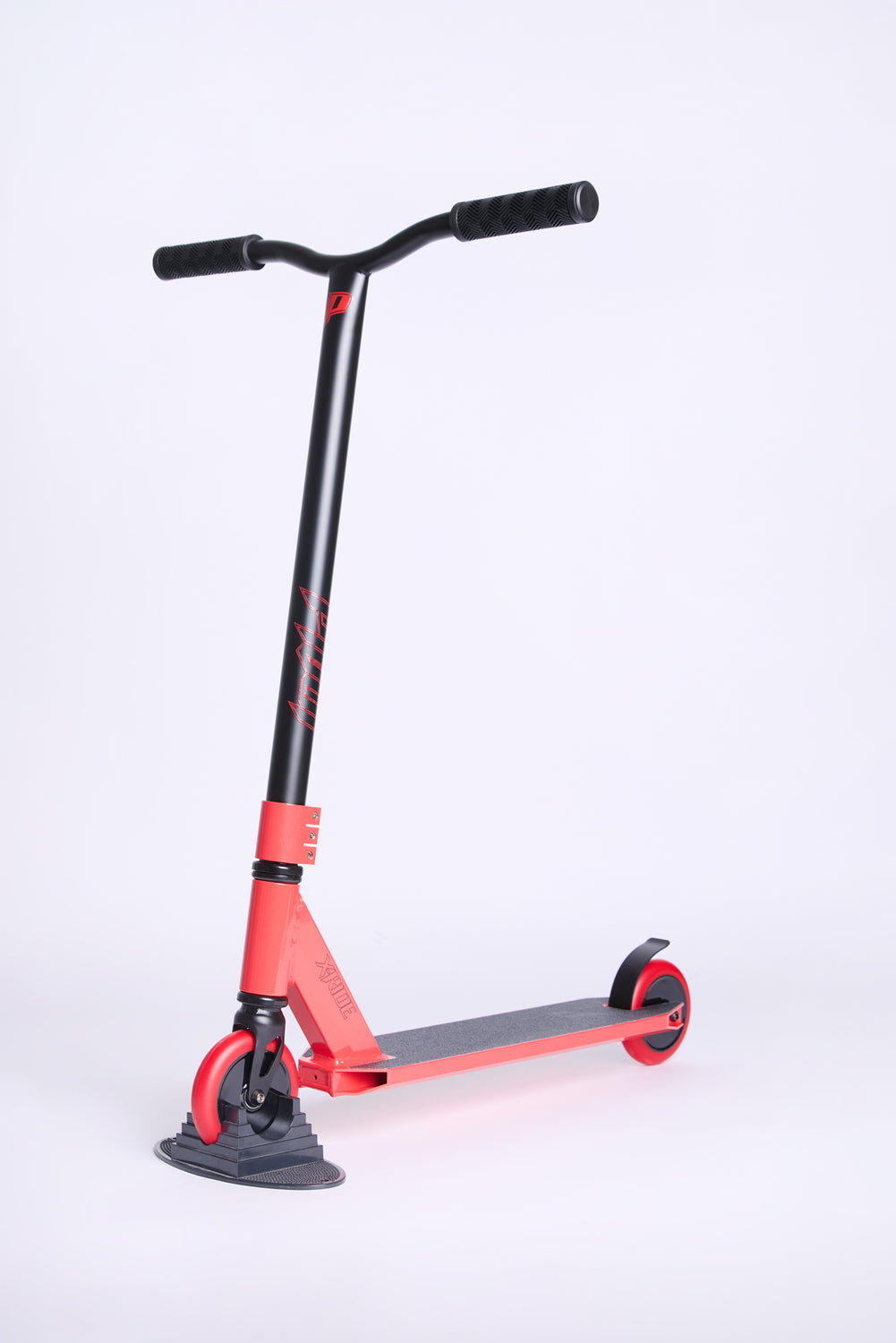 Trottinette x-ride rouge et noire Pivot Trottinette x-ride rouge et noire Pivot