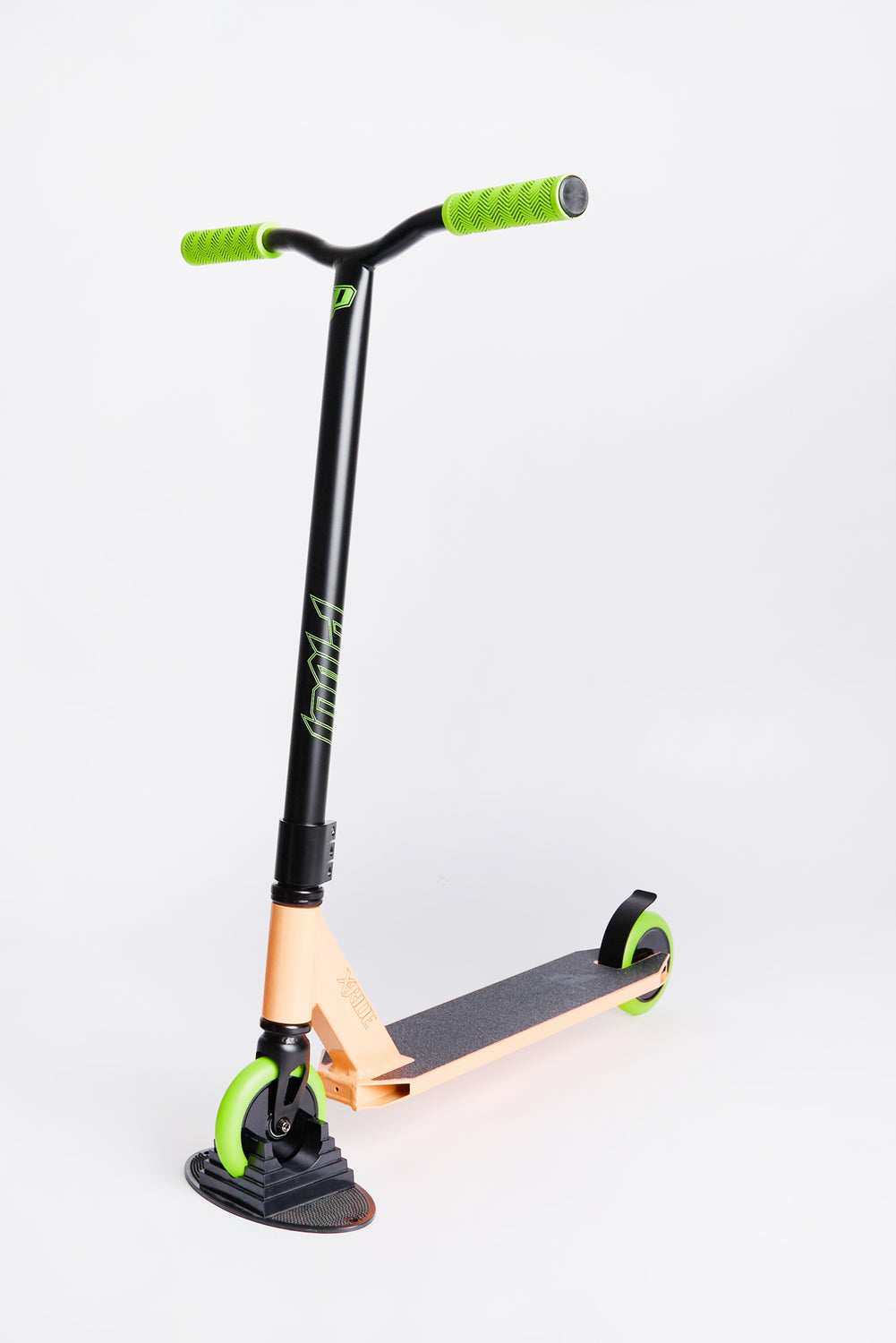 Trottinette x-ride orange et verte Pivot Trottinette x-ride orange et verte Pivot