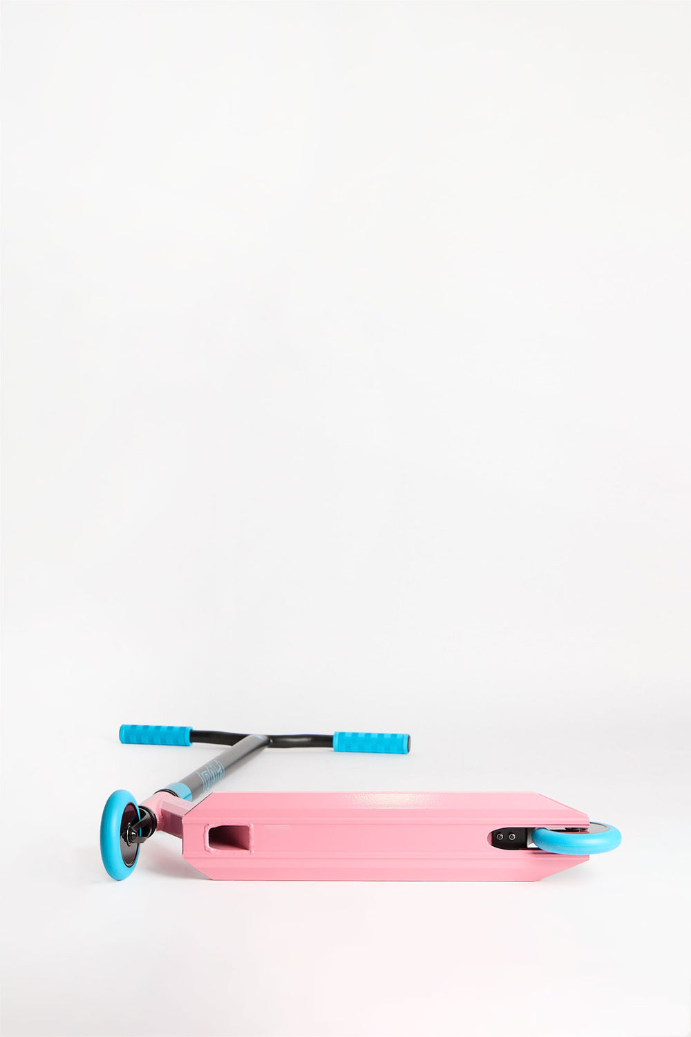 Pivot-X-Ride Pink & Blue Scooter Pivot-X-Ride Pink & Blue Scooter
