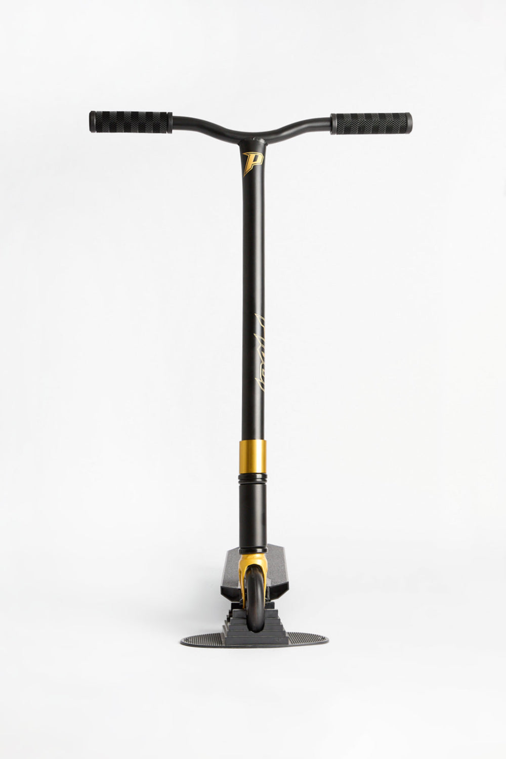 Pivot X-Ride Black & Gold Scooter Pivot X-Ride Black & Gold Scooter