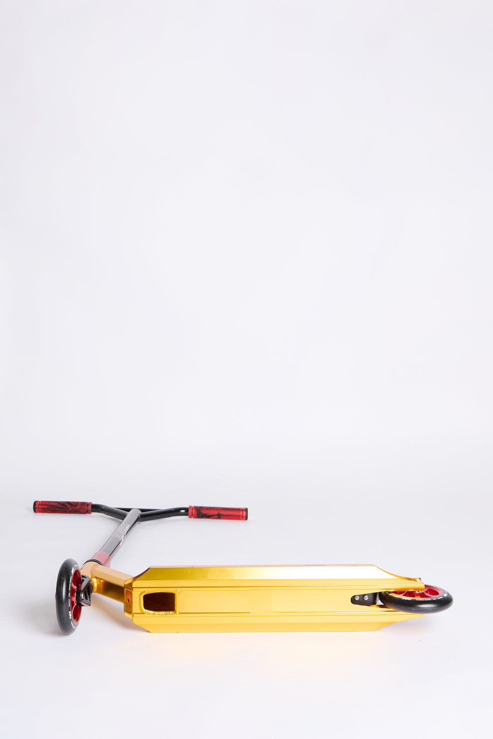 Pivot X-Park Gold & Red Scooter Pivot X-Park Gold & Red Scooter