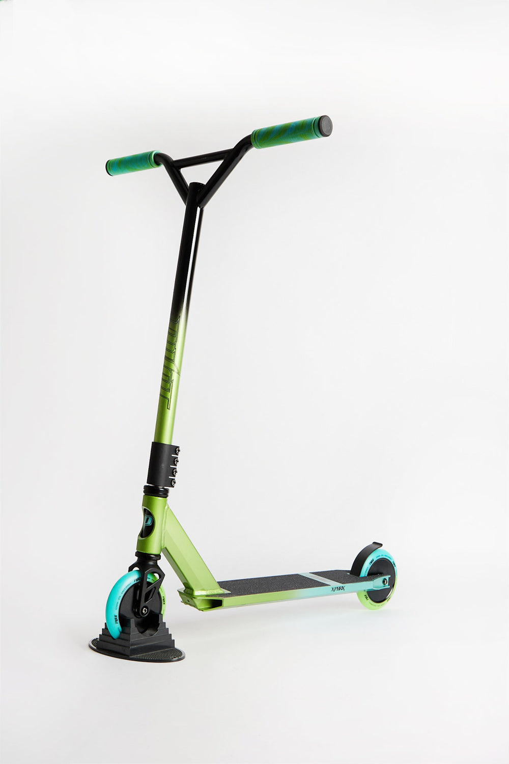 Pivot X-Park Green & Blue Fade Scooter Pivot X-Park Green & Blue Fade Scooter