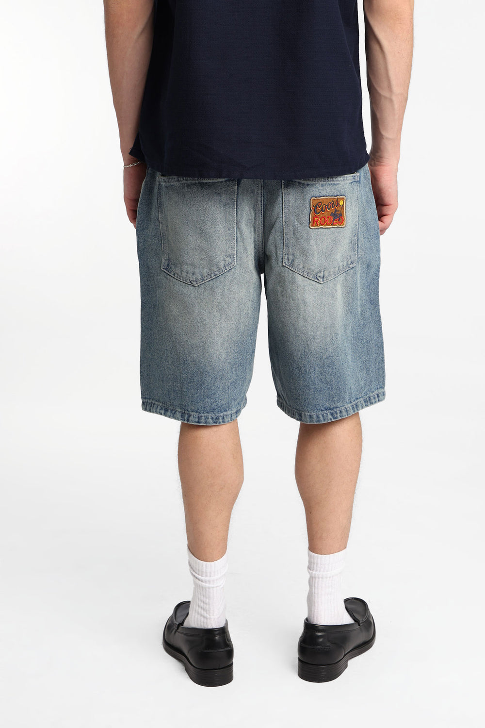 Short en denim ample à écusson Coors Rodeo brodé Short en denim ample à écusson Coors Rodeo brodé